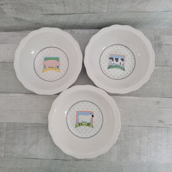 Set Of 3 Vandor Country Farm Animal Plates - Pig Cow & Sheep - 7.5" Diameter - Picture 1 of 6
